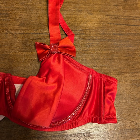 Victoria’s Secret Dream Angels Wicked Twinkle Bows Red Satin Open-Cup Bra Large - Picture 4 of 7